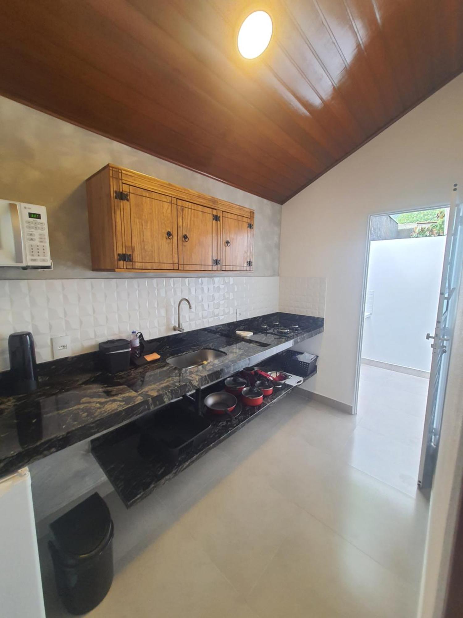 Suites Quintal De Lazaro 6 우바투바 외부 사진
