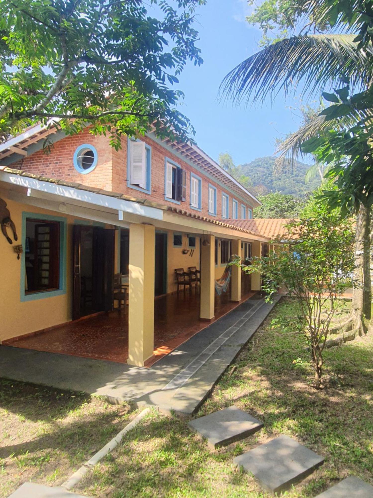 Suites Quintal De Lazaro 6 우바투바 외부 사진